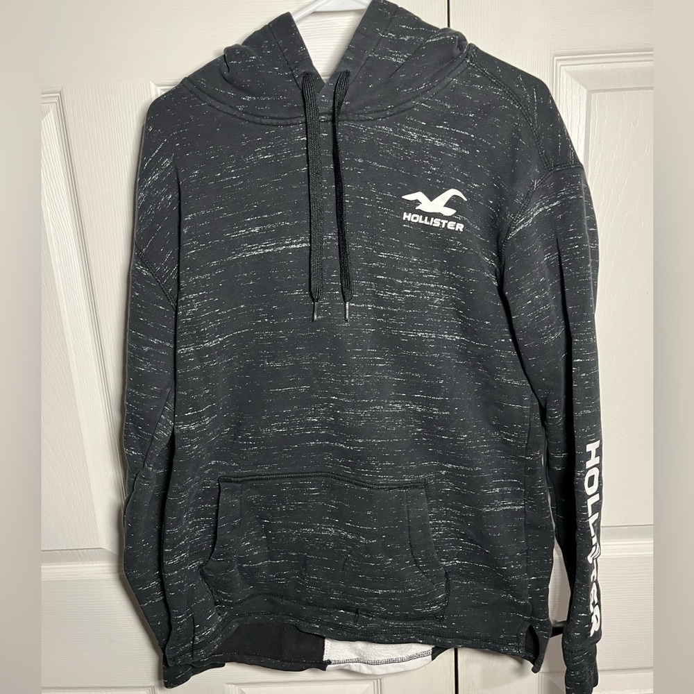 Hollister Men's Charcoal Hoodie with Logo